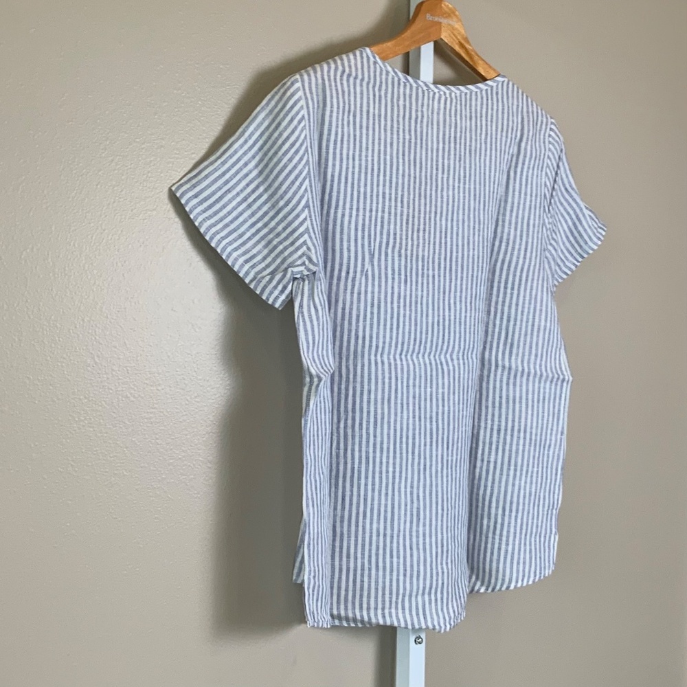 Christian Siriano Striped Short Sleeve Linen Top - Picture 15 of 16